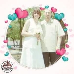 Meet your Posher, Casandra